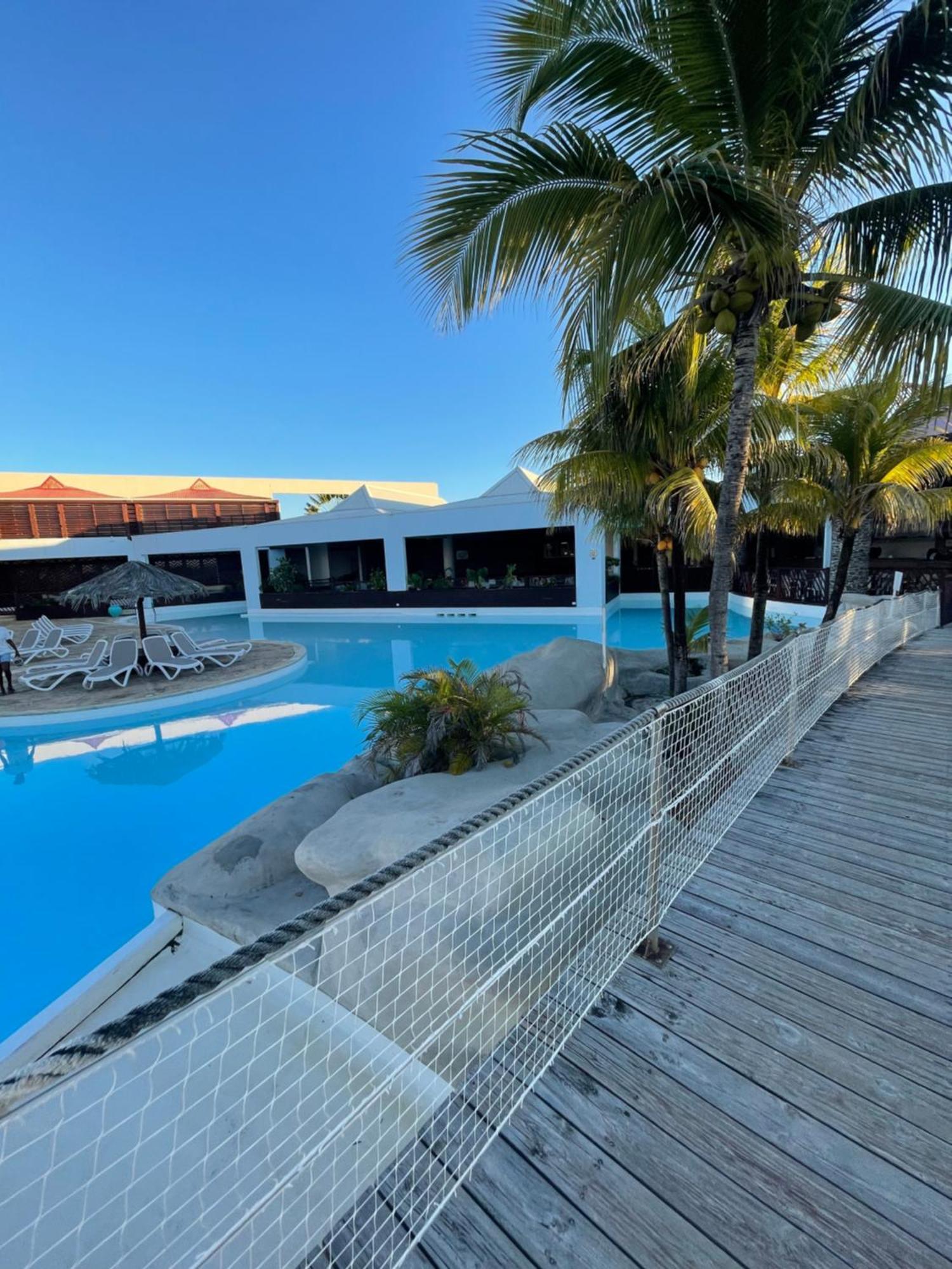 Studio 25 M Manganao Joela 4 Personnes Avec Machine A Laver (Adults Only) 圣弗朗索瓦 外观 照片