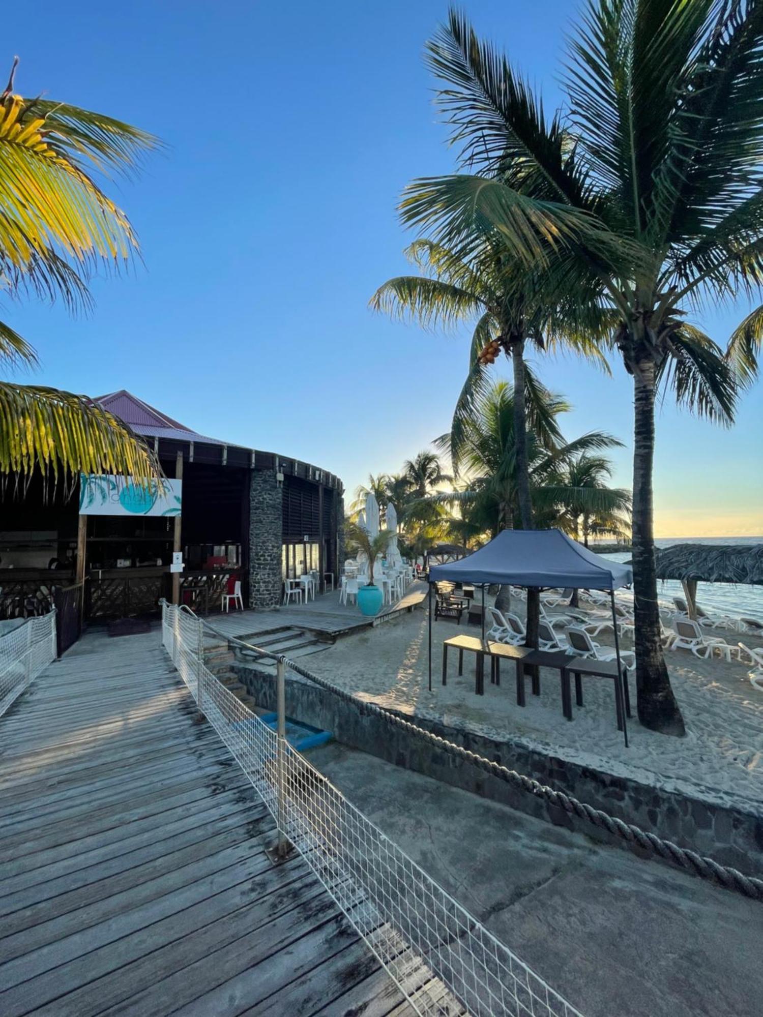 Studio 25 M Manganao Joela 4 Personnes Avec Machine A Laver (Adults Only) 圣弗朗索瓦 外观 照片